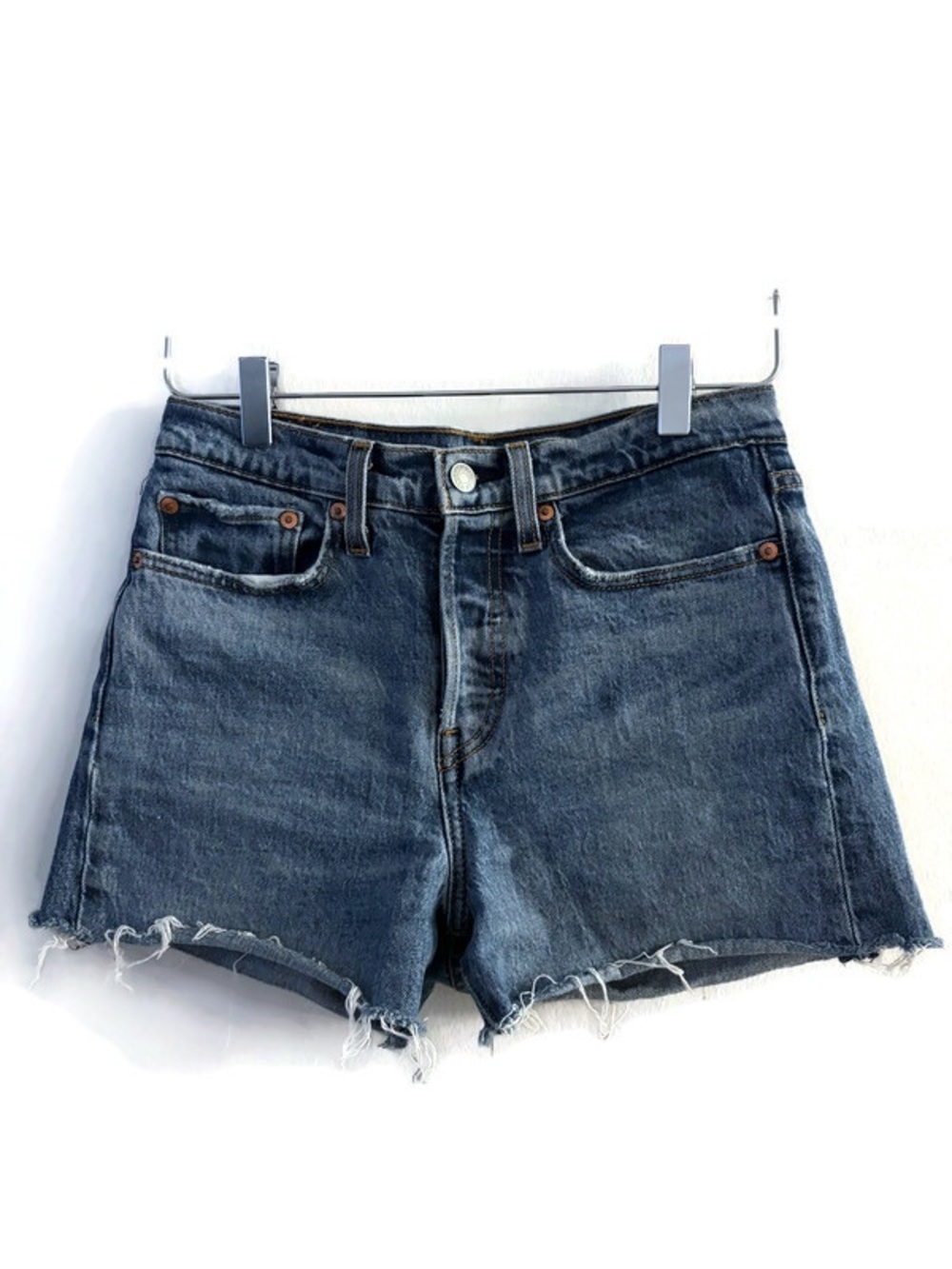 Levi’s Wedgie Shorts Size 27